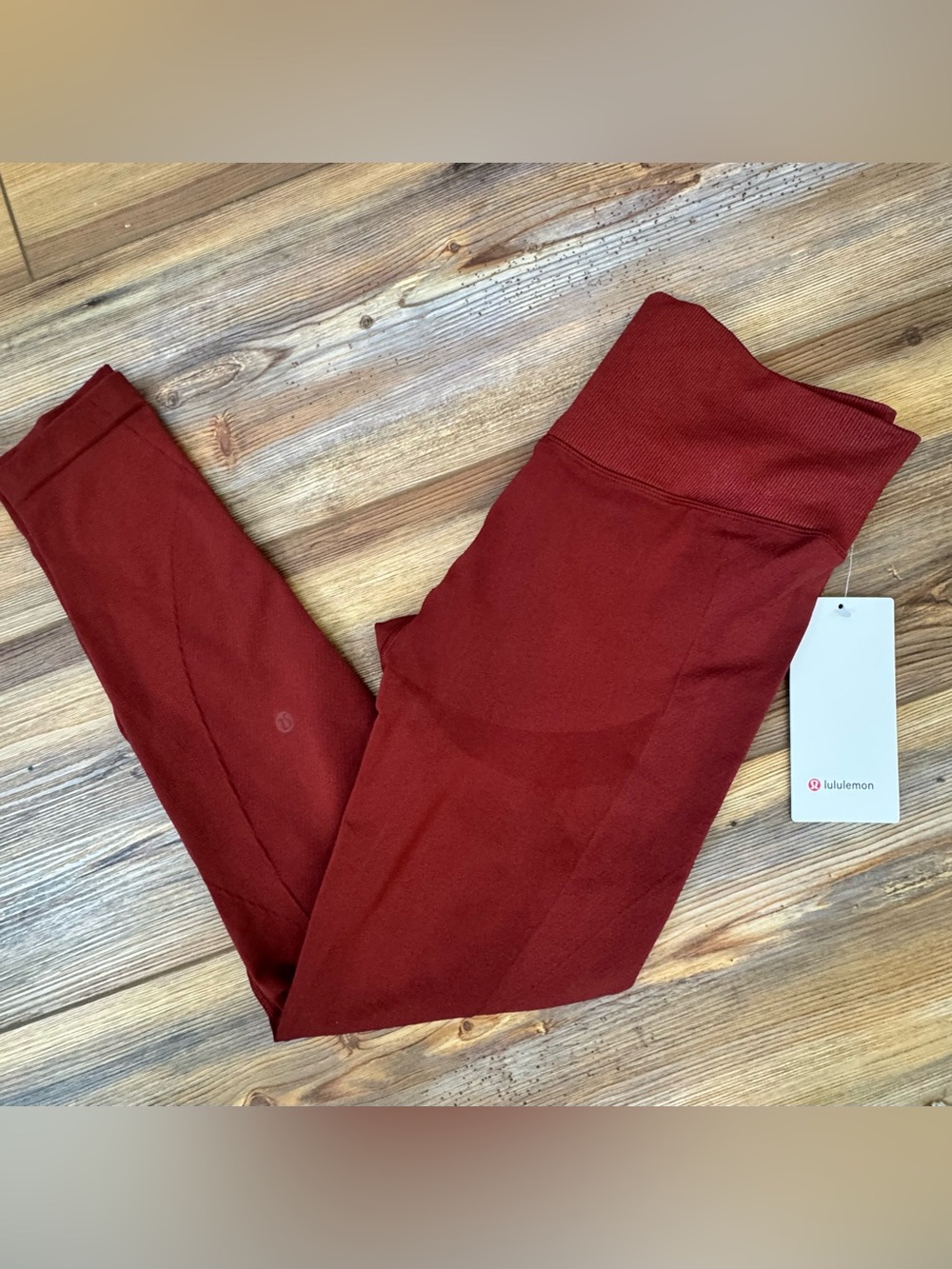 NWT Lululemon Get Low High Rise Training Tight